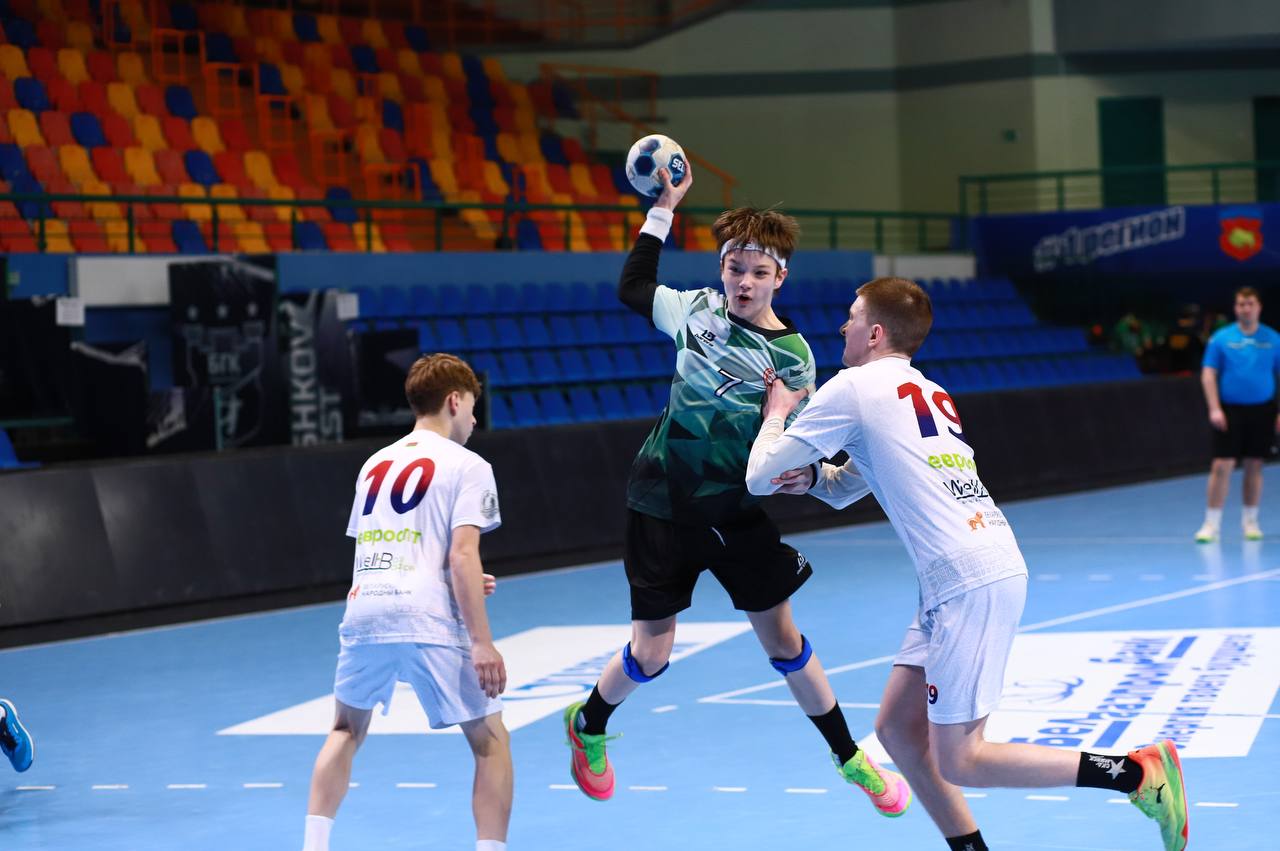 ЗАВЕРШИЛСЯ ДЮГЛ «ZUBR CUP» В БРЕСТЕ. РЦОР БРОНЗОВЫЙ ПРИЗЕР СРЕДИ 2012-2013 Г.Р